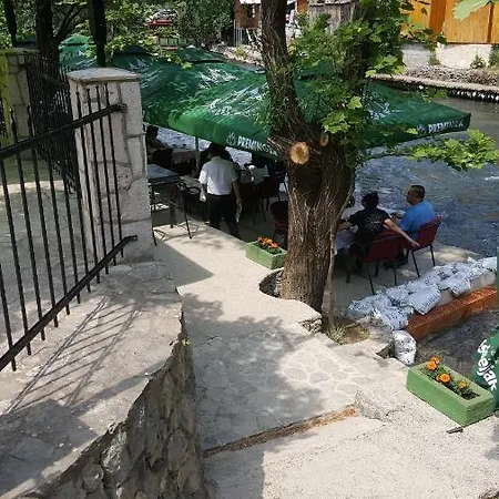 Hotell Bunski Biser 5*